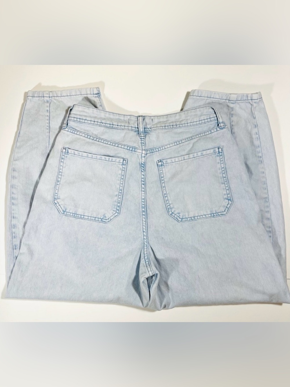 Free People parachute pleated  Light Wash High-Rise Balloon Jean 26 - Picture 3 of 4